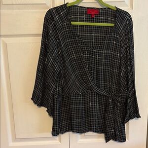 Jennifer Lopez Black & Silver Plaid Women's Top XL